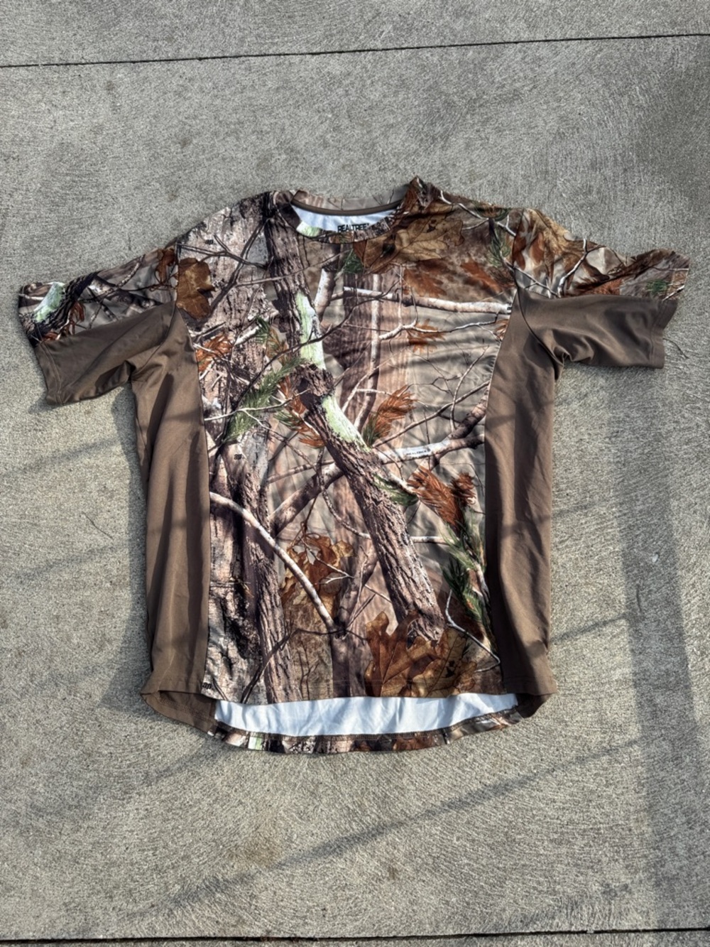 Realtree Brown Woodland Camo Short Sleeve Shirt
